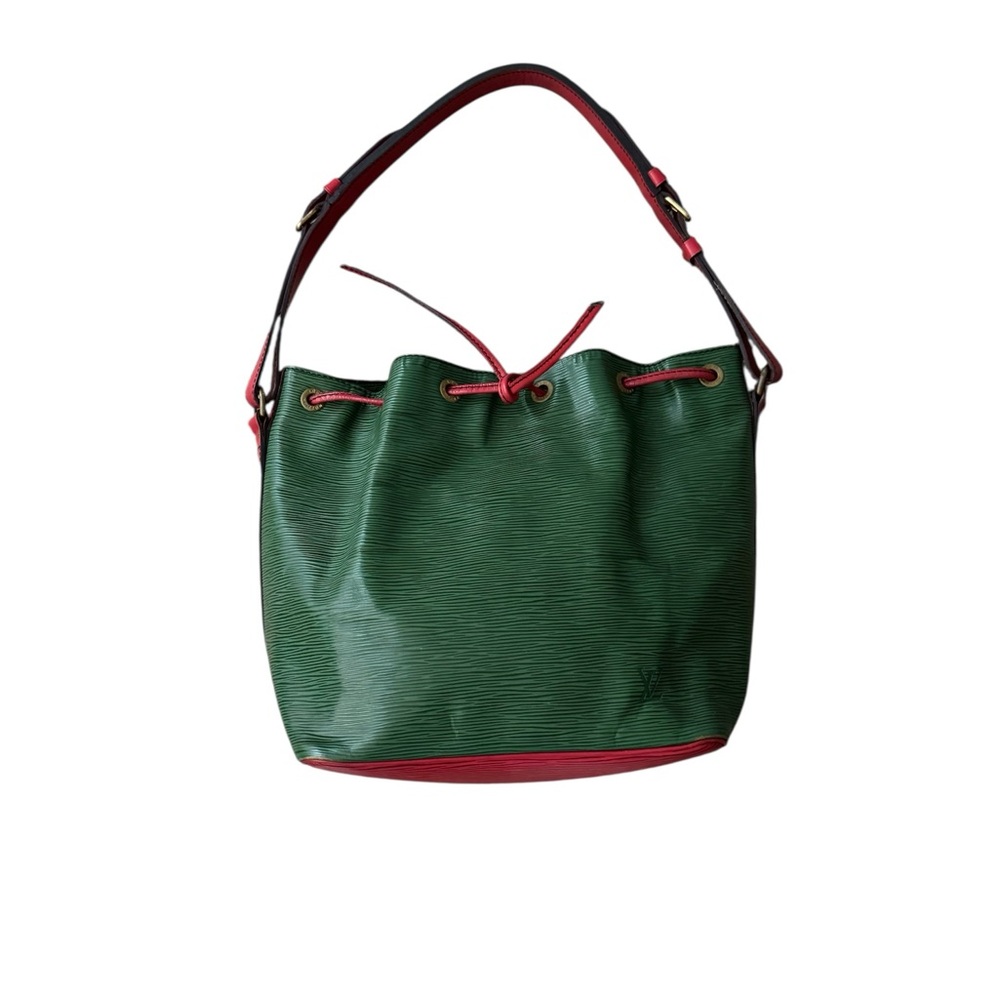 Vintage Mid 90’s Leather Louis Vuitton Epi Noe